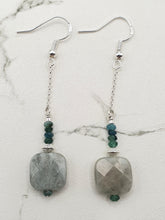 Charger l'image dans la galerie, Labradorite et Tourmaline bleue