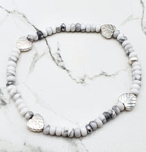 Charger l&#39;image dans la galerie, Howlite
