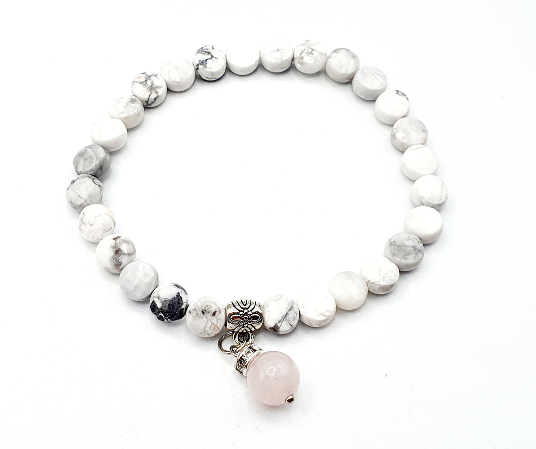 Howlite et quartz rose
